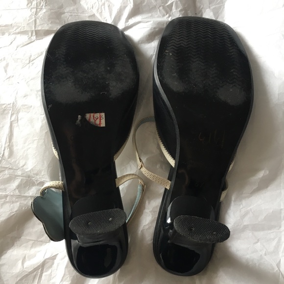 M.C. & Power | Vintage 90s Mules - Picture 9 of 9